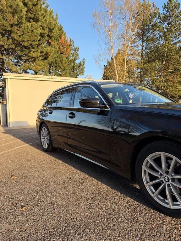 Occasion BMW 318 150 ch (110 kW) 2022 Noir Break