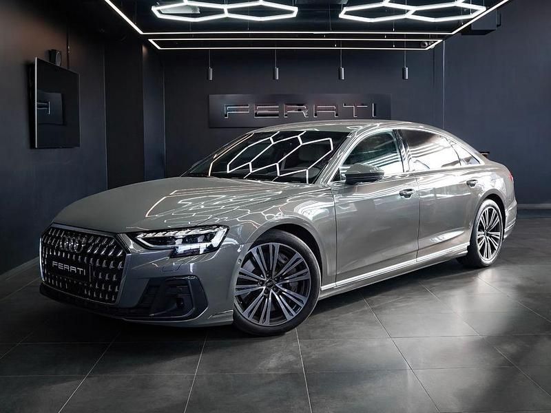 Grau Gebraucht 2023 Audi A8 Limousine | 78.900 € - Bild 1/4