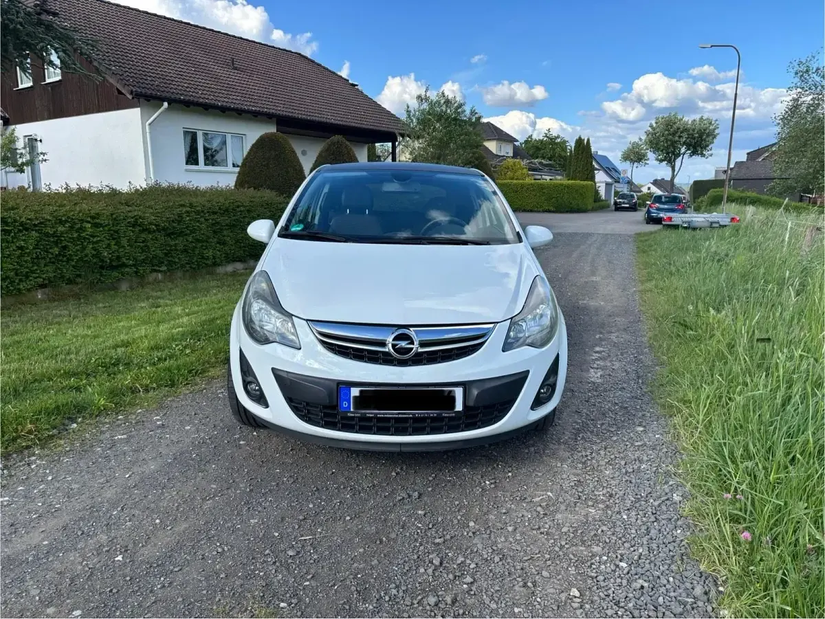 Gebraucht Opel Corsa Energy 70 PS (51 kW) 2015 Weiß Kleinwagen