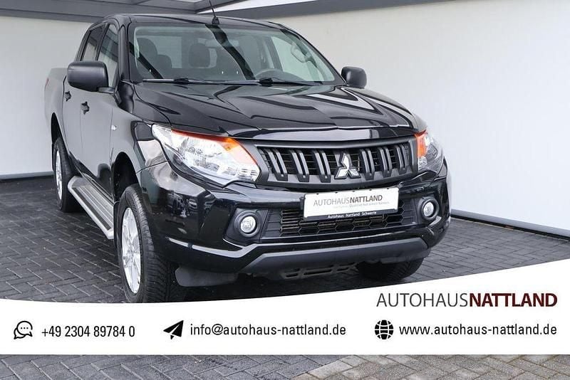 Gebraucht Mitsubishi L200 154 PS (113 kW) 2019 Schwarz Abholung