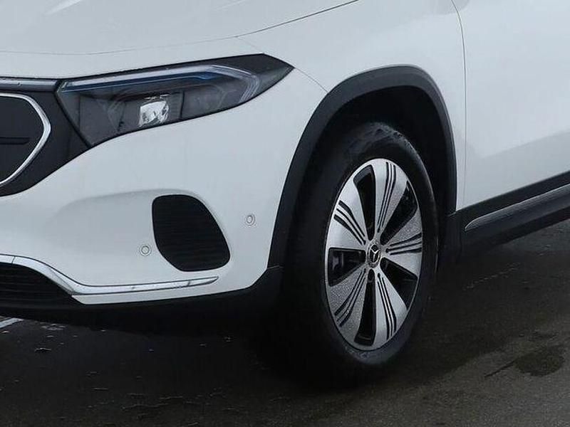Gebraucht Mercedes EQA250 139 kW (190 PS) 2023 Weiß SUV