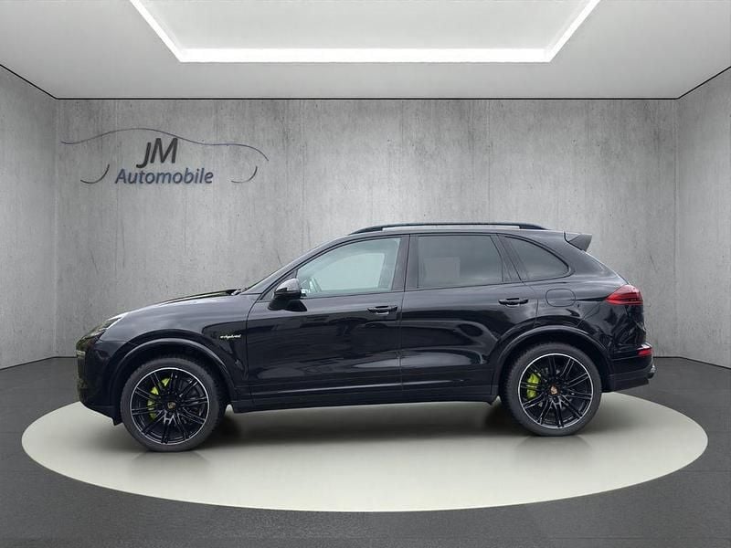 Gebraucht Porsche Cayenne S Chrono 416 PS (305 kW) 2017 Tiefschwarz SUV