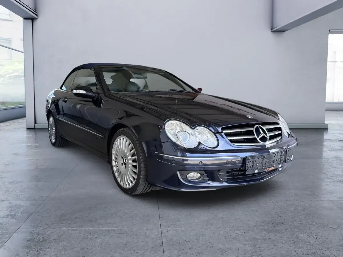 Gebraucht Mercedes CLK200 184 PS (135 kW) 2008 Blau Cabrio