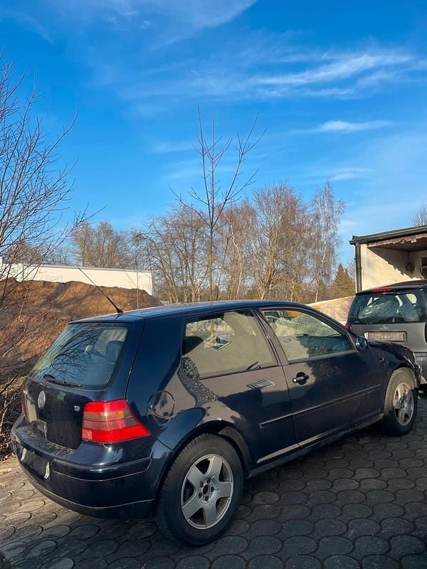 Gebraucht VW Golf III 101 PS (74 kW) 1998 Blau Limousine