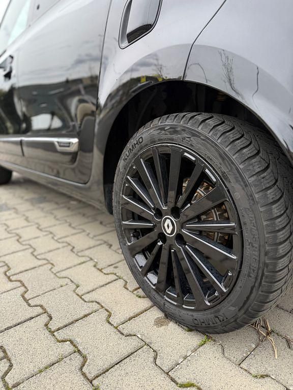 Gebraucht Renault Twingo Urban Night 65 PS (47 kW) 2023 Schwarz Kleinwagen