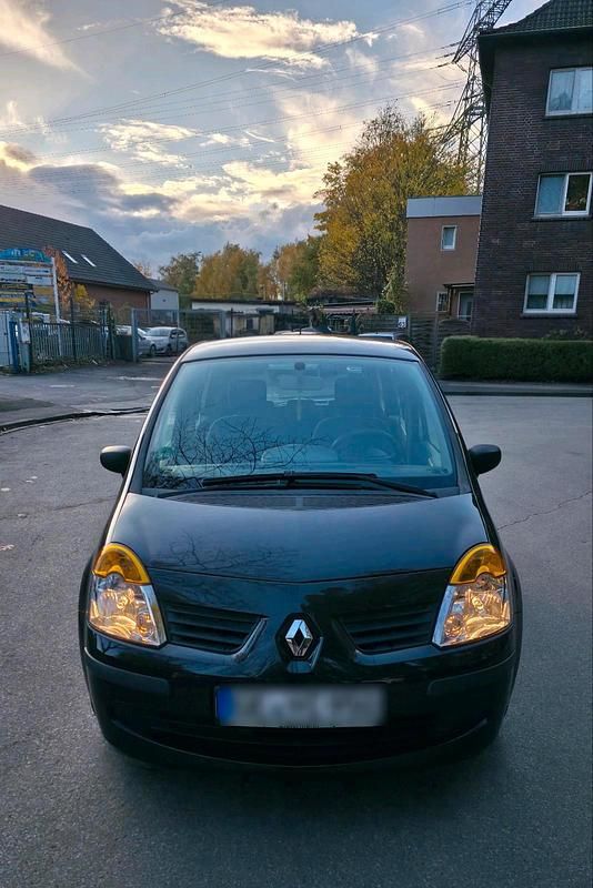 Schwarz Gebraucht 2004 Renault Modus Van / Kleinbus | 750 € (Guter Preis) - Bild 1/4