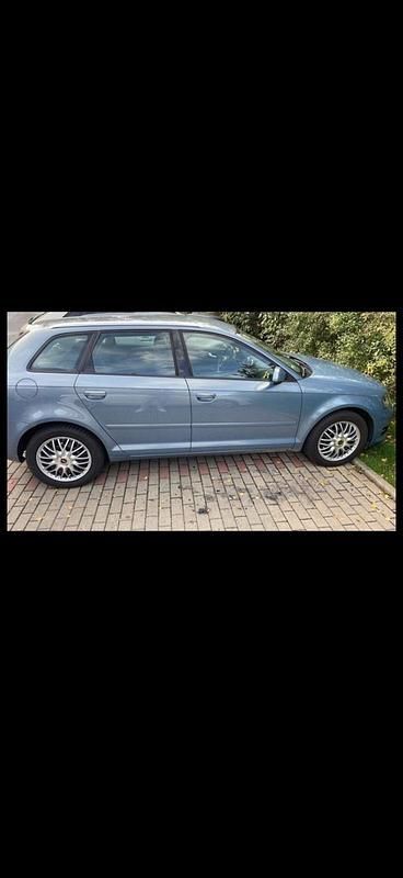 Gebraucht Audi A3 140 PS (102 kW) 2010 Blau Kleinwagen