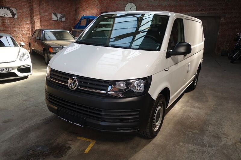 Weiß Gebraucht 2016 VW T6 Van | 17.480 € - Bild 1/4
