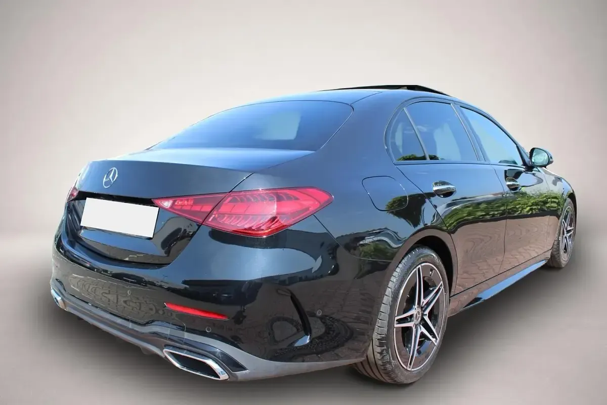 Gebraucht Mercedes C200 AMG 204 PS (150 kW) 2024 Manufacturer Limousine