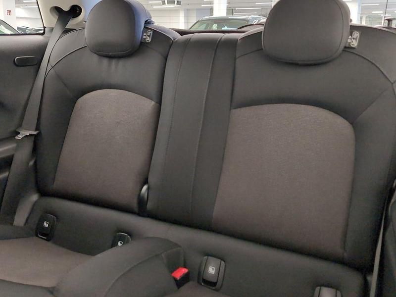 Gebraucht Mini Cooper Sport 136 PS (100 kW) 2024 Silber Kleinwagen