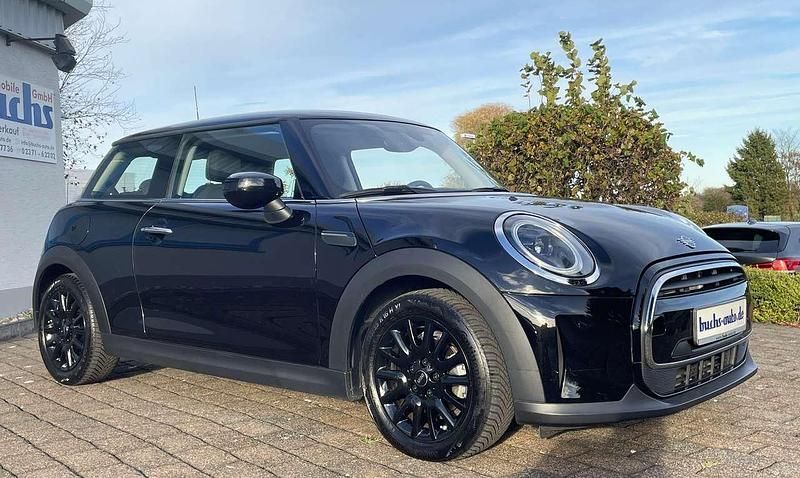Midnight black metallic Gebraucht 2021 Mini ONE Kleinwagen | 15.890 € (Fairer Preis) - Bild 1/4