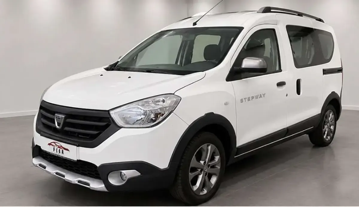 Gebraucht Dacia Dokker Stepway 102 PS (75 kW) 2016 Weiß Van / Kleinbus
