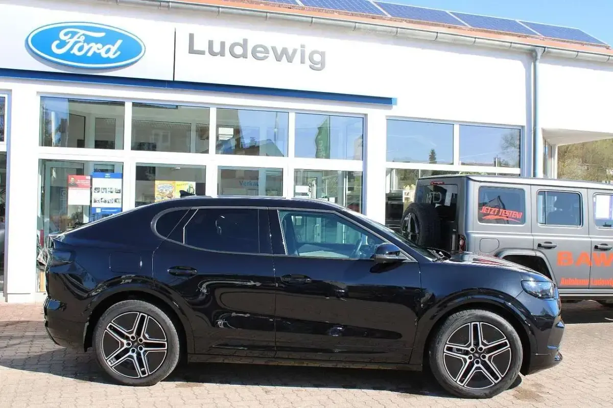 Gebraucht Ford Capri Premium 210 kW (286 PS) 2025 Schwarz SUV