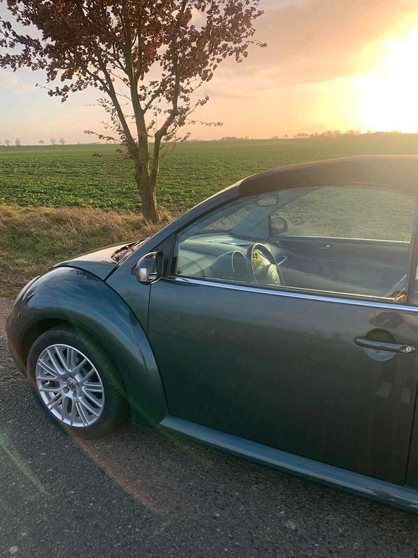 Gebraucht VW New Beetle Cabriolet 116 PS (85 kW) 2003 Grün Cabrio