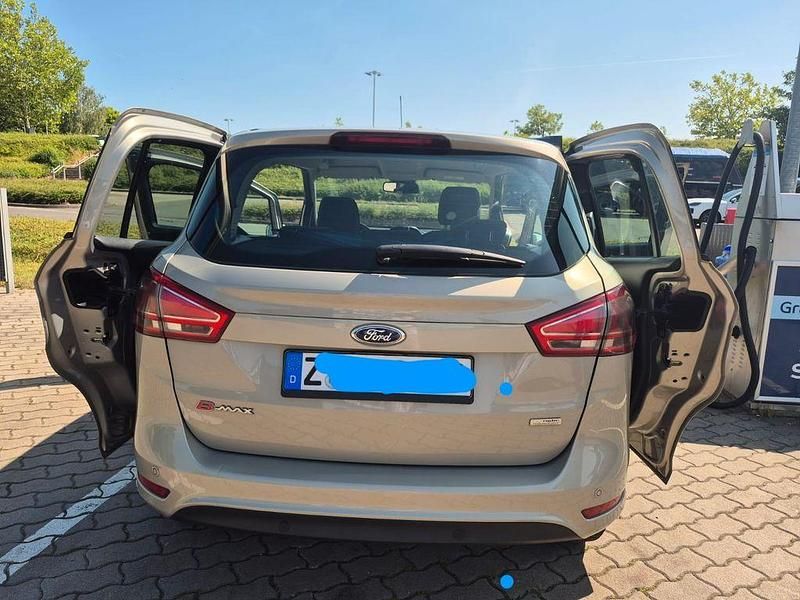 Gebraucht Ford B-MAX Ambiente 75 PS (55 kW) 2013 Beige Van / Kleinbus