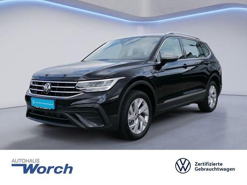 Deep black perleffekt Gebraucht 2024 VW Tiguan Allspace Life SUV | 35.449 € (Fairer Preis) - Bild 1/3