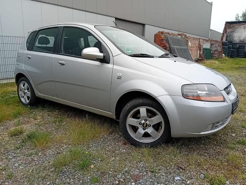 Gebraucht Chevrolet Kalos SE 94 PS (69 kW) 2006 Silber Limousine