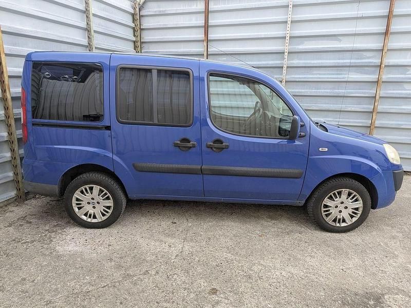 Gebraucht Fiat Doblò Dynamic 77 PS (56 kW) 2007 Blau Van / Kleinbus