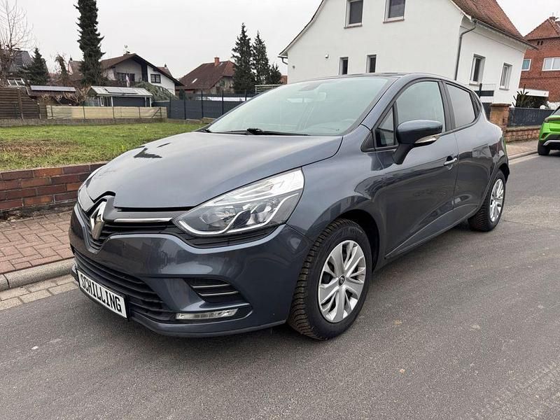 Gebraucht Renault Clio IV 75 PS (55 kW) 2017 Grau Kleinwagen