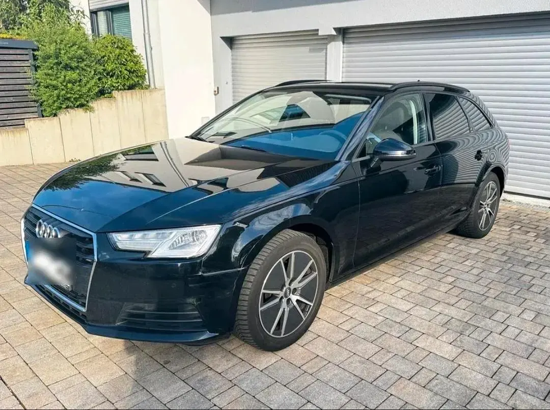 Gebraucht Audi A4 150 PS (110 kW) 2017 Schwarz Kombi