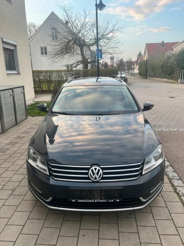 Grau Gebraucht 2013 VW Passat Kombi | 8.000 € (Fairer Preis) - Bild 1/4