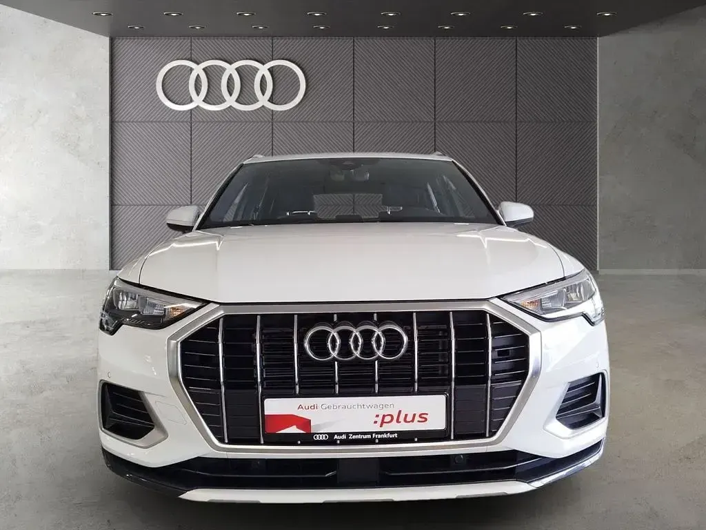 Gebraucht Audi Q3 Advanced Plus 150 PS (110 kW) 2025 Gletscherweiß metallic SUV