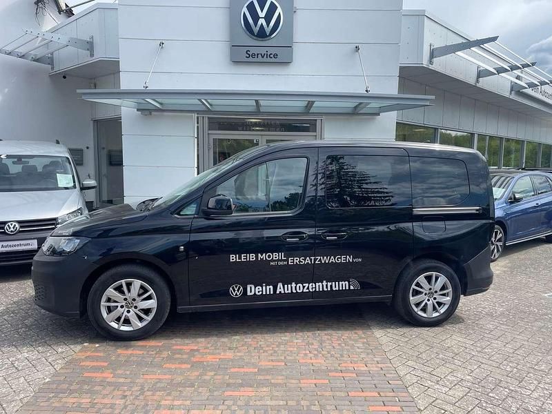 Gebraucht VW Caddy Basis 102 PS (75 kW) 2024 Schwarz Van / Kleinbus