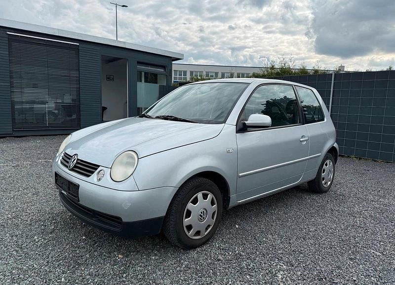 Silber Gebraucht 2002 VW Lupo Kleinwagen | 2.299 € (Etwas zu teuer) - Bild 1/4