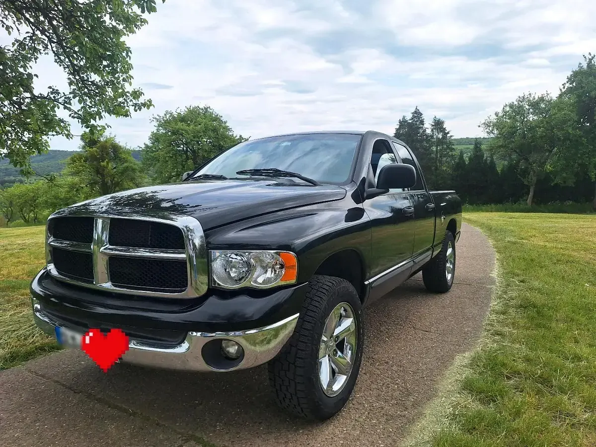 Second-hand Dodge Ram 250 CP (183 kW) 2004 Negru Pickup
