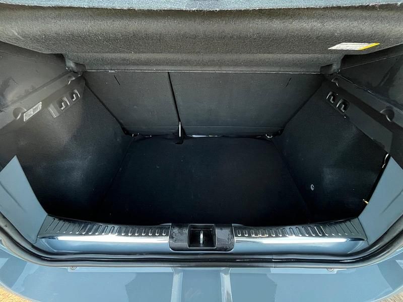 Gebraucht Dacia Sandero Expression 101 PS (74 kW) 2023 Grau Kleinwagen