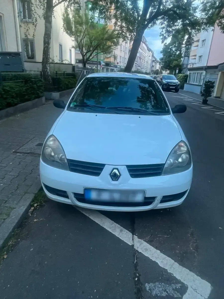 Gebraucht Renault Clio 75 PS (55 kW) 2007 Weiß Kleinwagen