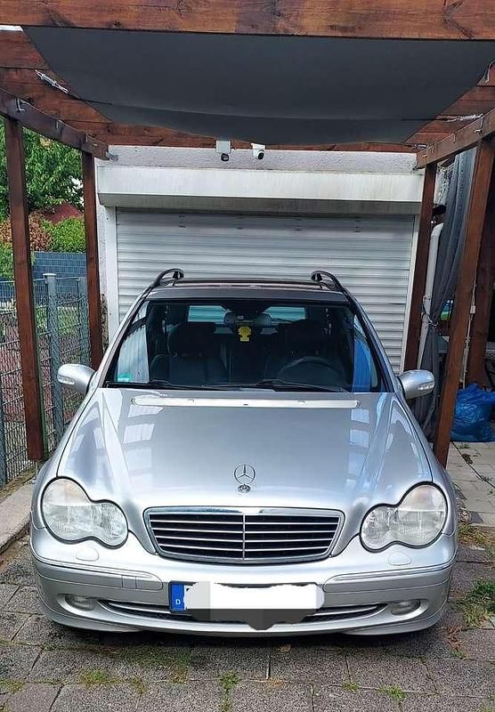 Silber Gebraucht 2001 Mercedes 200 Avantgarde Kombi | 3.100 € (Superpreis) - Bild 1/4