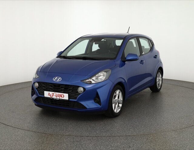 Blau Gebraucht 2020 Hyundai i10 Trend Kleinwagen | 13.990 € (Fairer Preis) - Bild 1/4