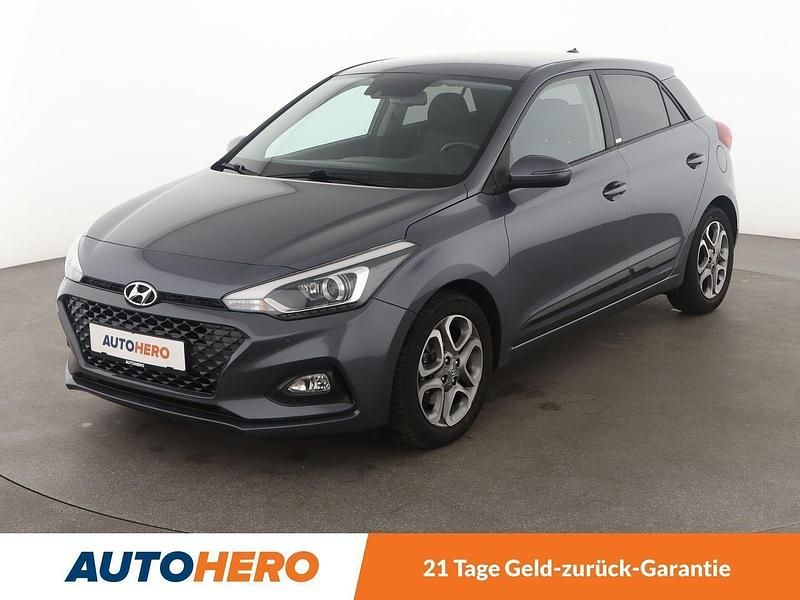 Grau Gebraucht 2020 Hyundai i20 Style Kleinwagen | 12.470 € (Guter Preis) - Bild 1/3