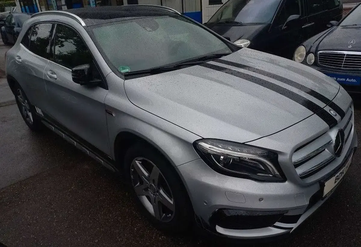 Gebraucht Mercedes GLA250 AMG 211 PS (155 kW) 2015 Silber SUV
