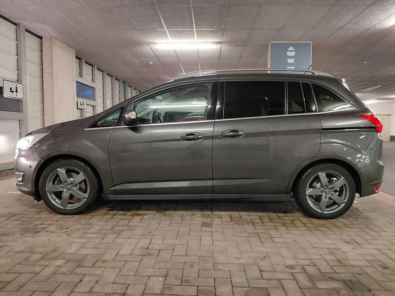 Gebraucht Ford Grand C-Max Titanium 125 PS (91 kW) 2019 Grau Van / Kleinbus