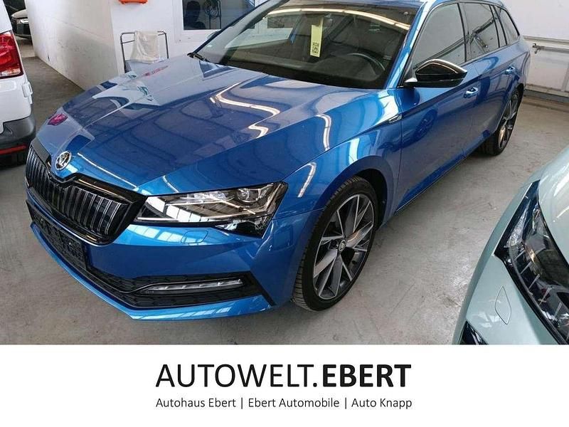 Raceblau Gebraucht 2021 Skoda Superb SportLine Kombi | 29.690 € (Fairer Preis) - Bild 1/4