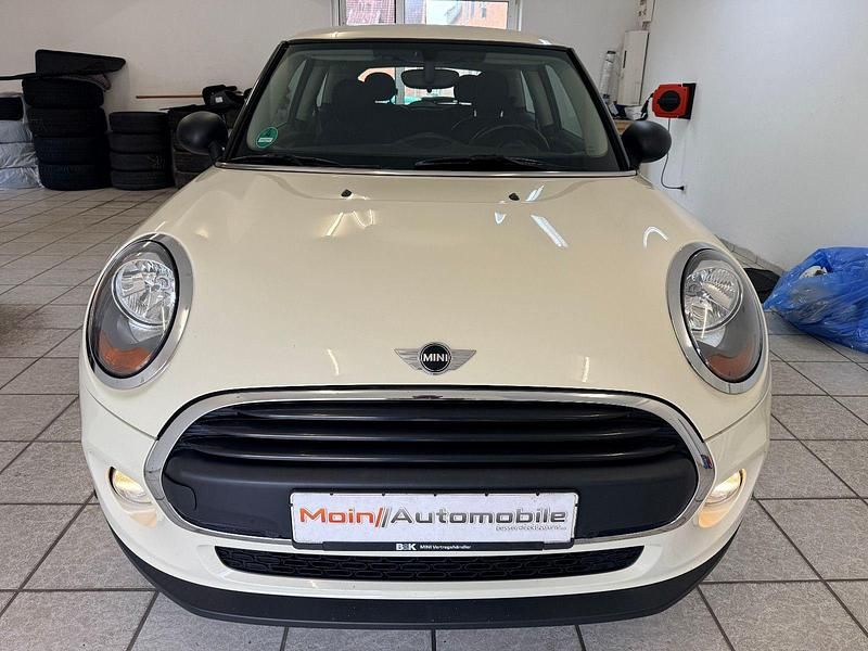 Second-hand Mini One D 95 CP (69 kW) 2018 Alb Hatchback