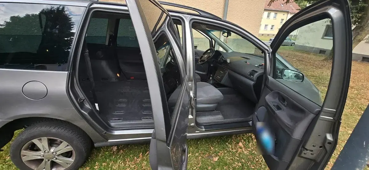 Second-hand Seat Alhambra Reference 140 CP (102 kW) 2009 Monovolum