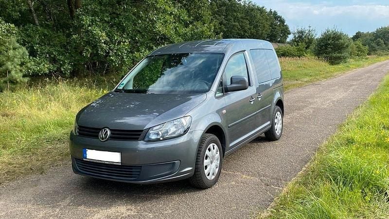 Grau Gebraucht 2013 VW Caddy Trendline Van / Kleinbus | 6.500 € (Superpreis) - Bild 1/4