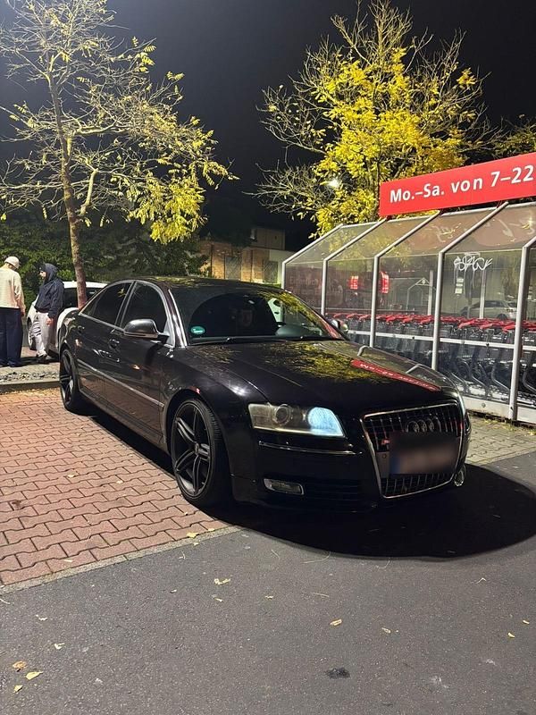 Schwarz Gebraucht 2009 Audi A8 Limousine | 10.000 € (Fairer Preis) - Bild 1/4