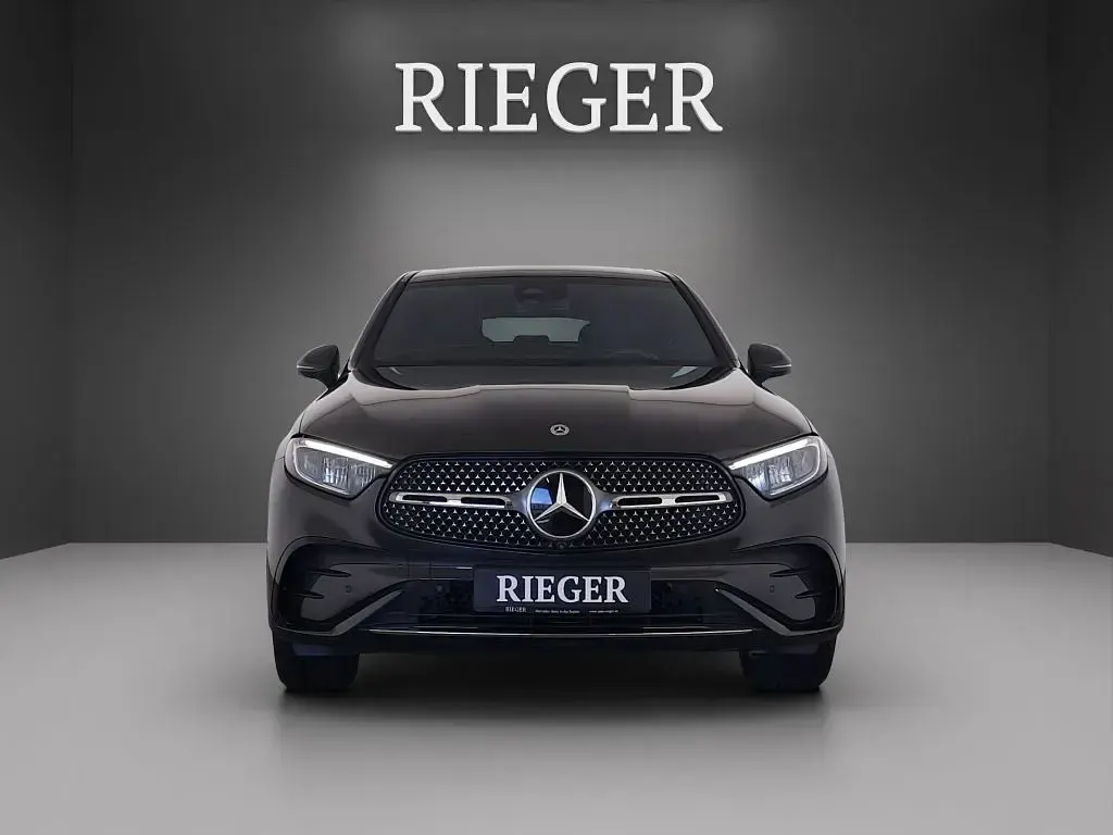 Gebraucht Mercedes GLC300 AMG line 269 PS (197 kW) 2025 Grau SUV