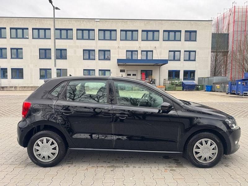 Gebraucht VW Polo Highline 90 PS (66 kW) 2014 Schwarz Limousine