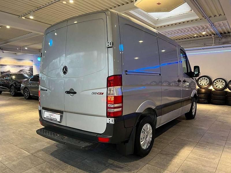 Gebraucht Mercedes Sprinter 109 PS (80 kW) 2007 Silber Van