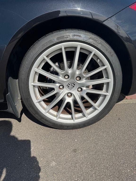 Second-hand Porsche Boxster 256 CP (188 kW) 2010 Negru Cabrio