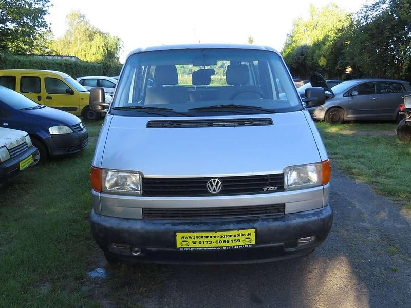 Gebraucht VW Caravelle 102 PS (75 kW) 2002 Silber Van / Kleinbus