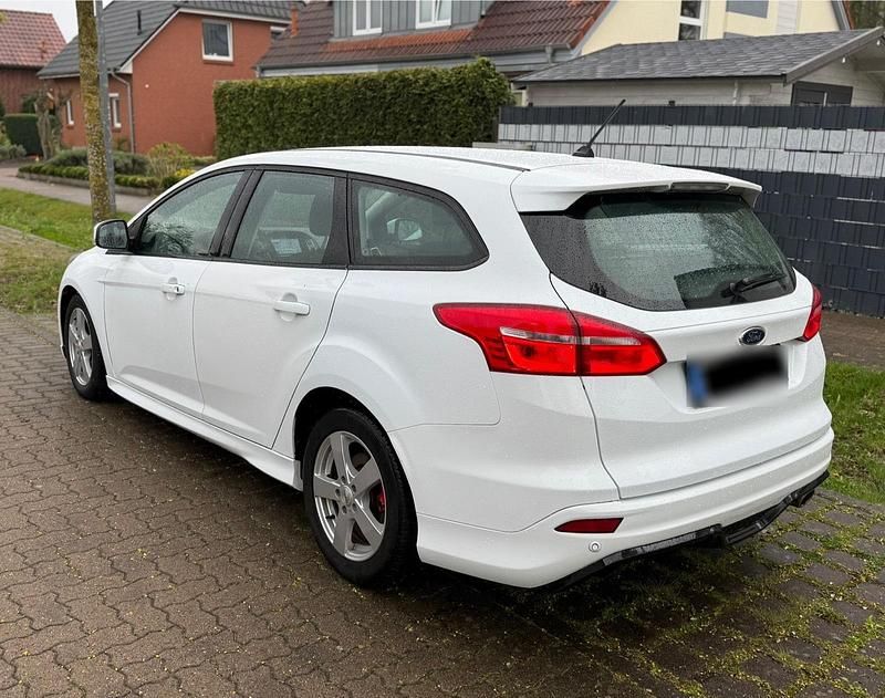 Gebraucht Ford Focus ST-Line 150 PS (110 kW) 2017 Weiß Kombi