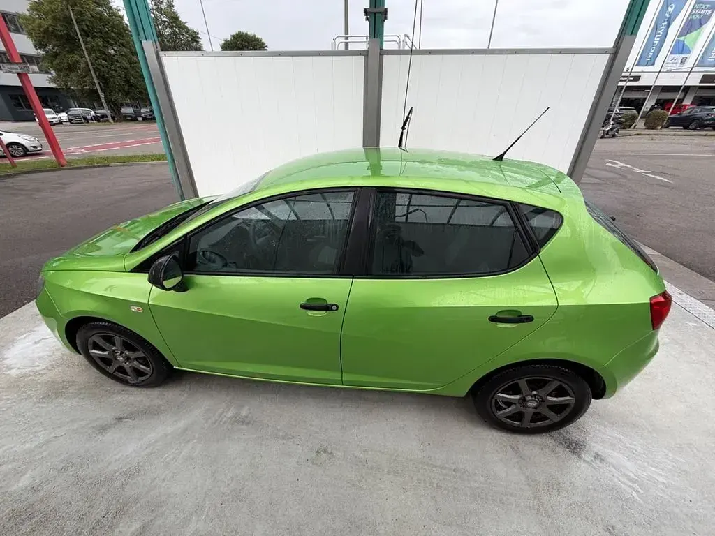 Gebraucht Seat Ibiza Reference 105 PS (77 kW) 2014 Grün Limousine