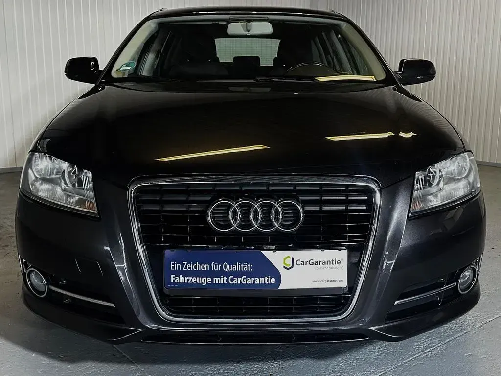 Brugt Audi A3 Attraction 105 HK (77 kW) 2013 Grå Sedan
