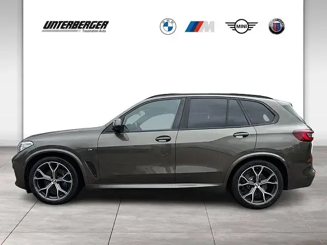 Gebraucht BMW X5 M Sport 340 PS (250 kW) 2023 Grün SUV